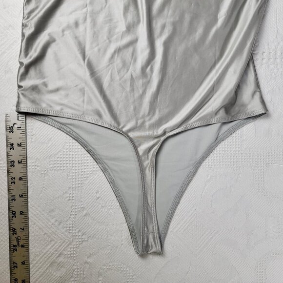 House of Harlow 1960 scoop neck bodysuit thong lined soft silky silver size‎ med - Picture 5 of 12